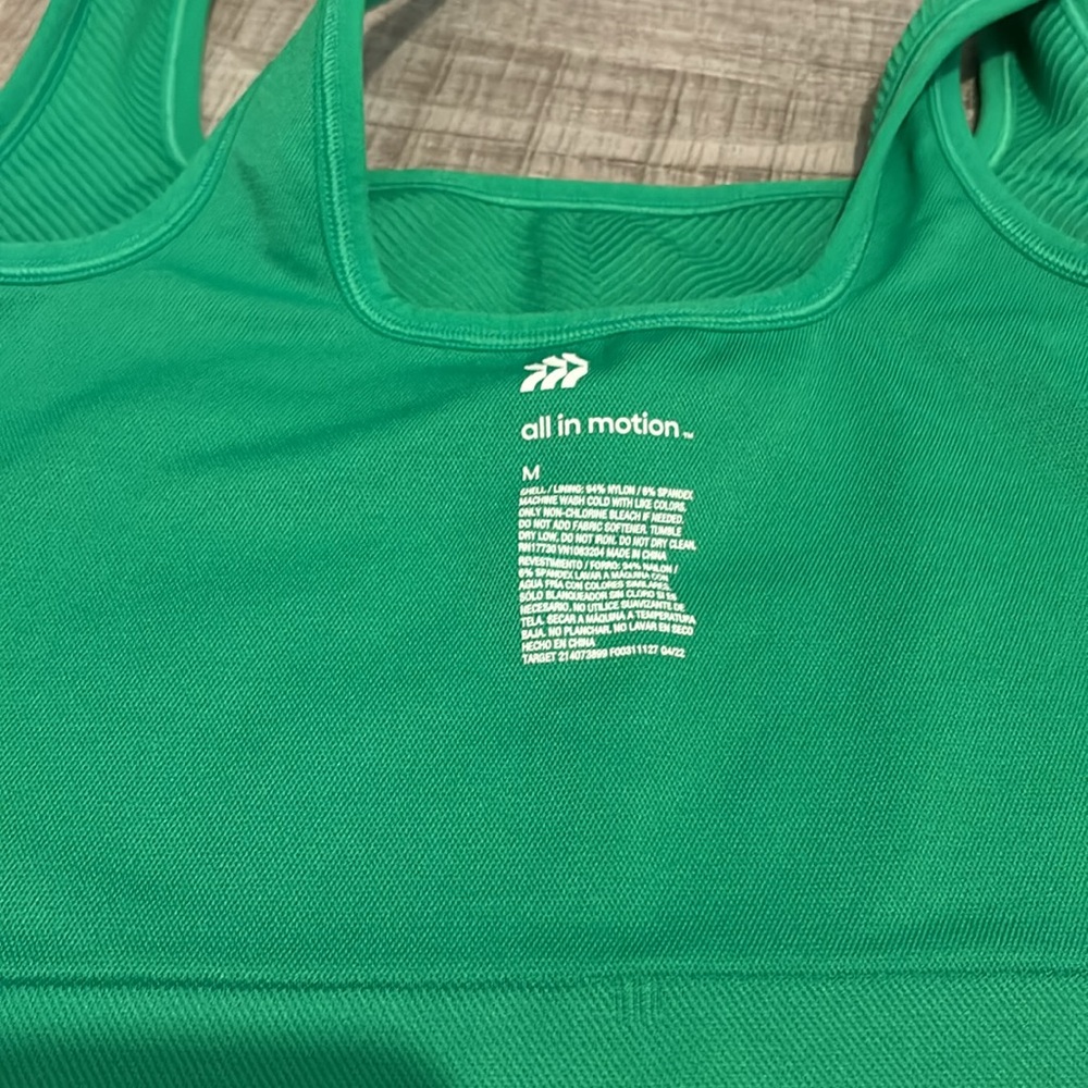 target seamless all in motion sports bra tank - Picture 3 of 4
